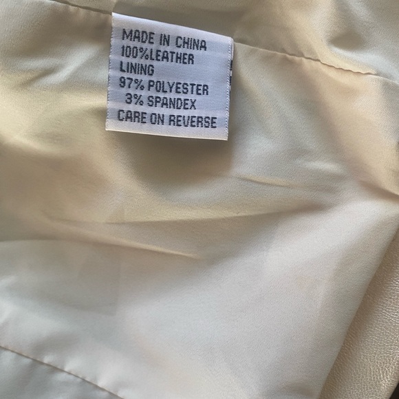 St. John Cream leather jacket - Picture 5 of 15